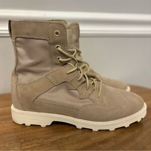 Sorel waterproof‎ boots